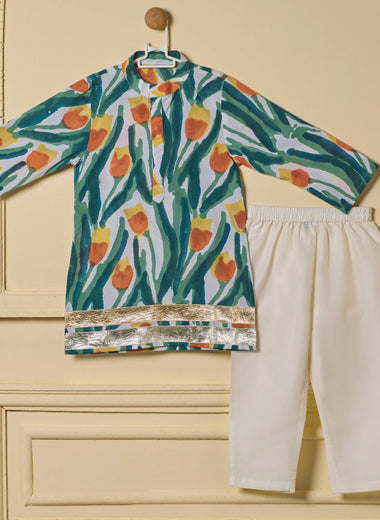 Gulmohar Bloom Kurta Set