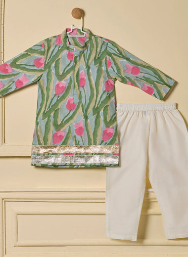 Gulabi Gulmohar Kurta Set
