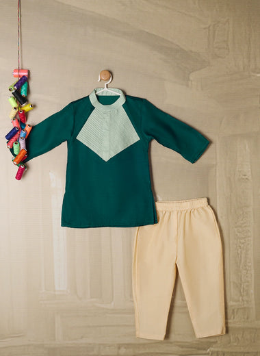EMRALD GREEN COLOR BLOCKED KURTA SET