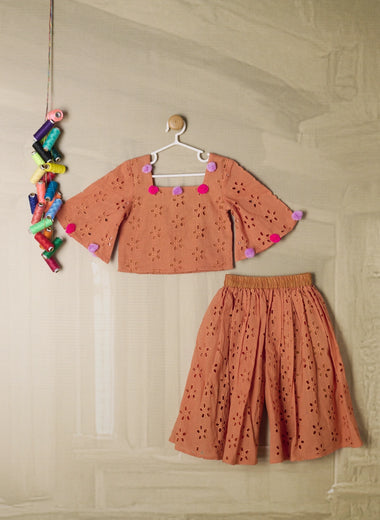 RUST HAKOBA POM POM CORD SET