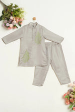 APPLIQUE PATCHED KURTA SET