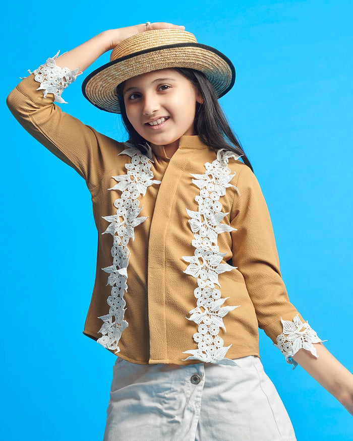 Tops & Shirts