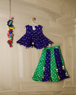 BLUE AND GREEN DUAL SHADED BANDHANI KALI SET